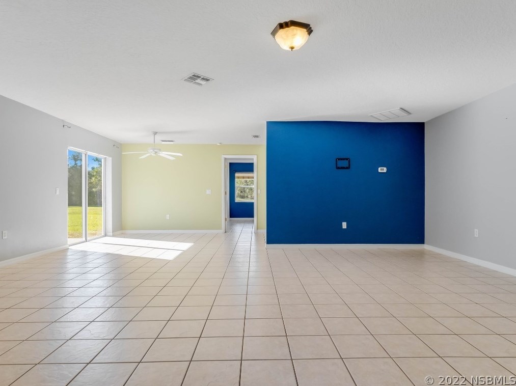 916 Florida Ave, Orange City FL  32763-8308 exterior