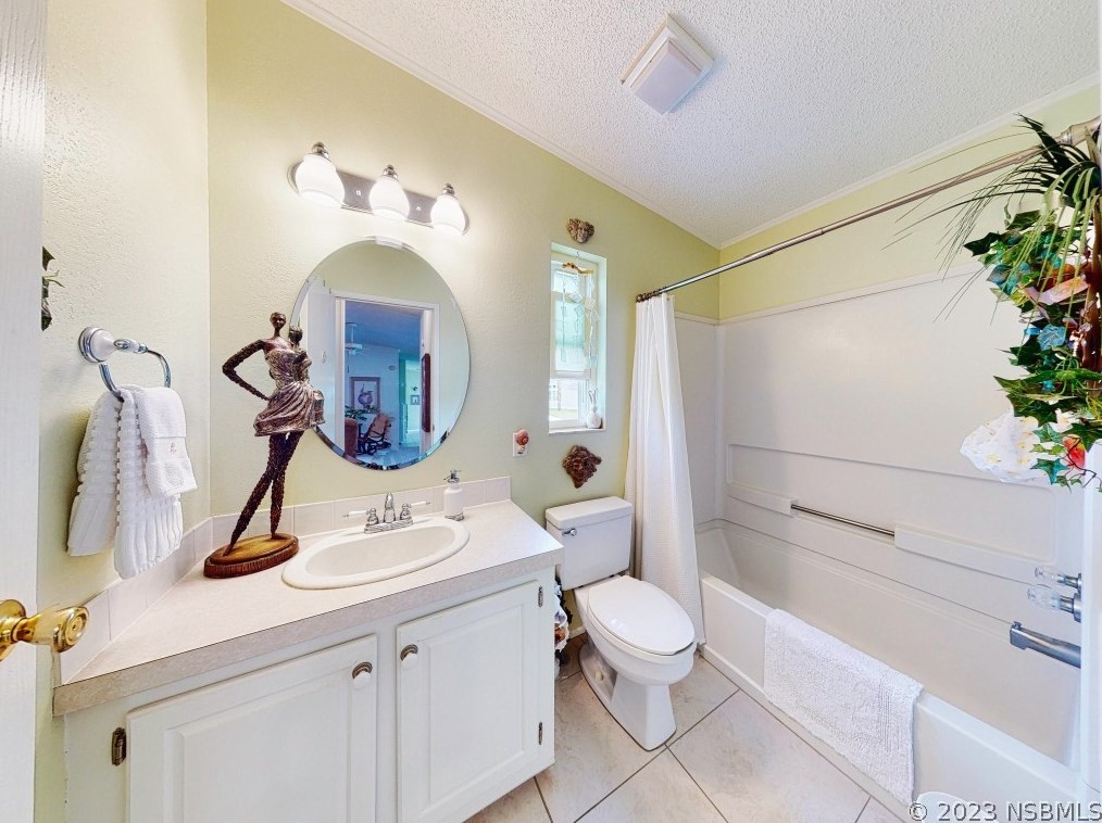 806 Starboard Ave, Edgewater FL  32141-5952 exterior