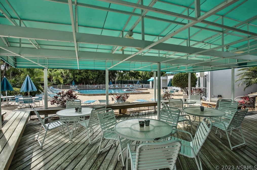 806 Starboard Ave, Edgewater FL  32141-5952 exterior