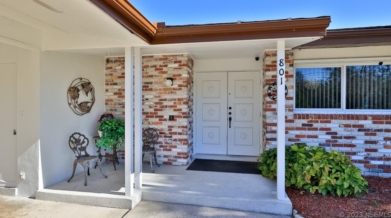 801 Fairway Dr, New Smyrna, FL 32168-6116