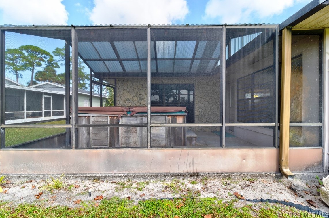 47 Fairway Cir, New Smyrna FL  32168-6342 exterior