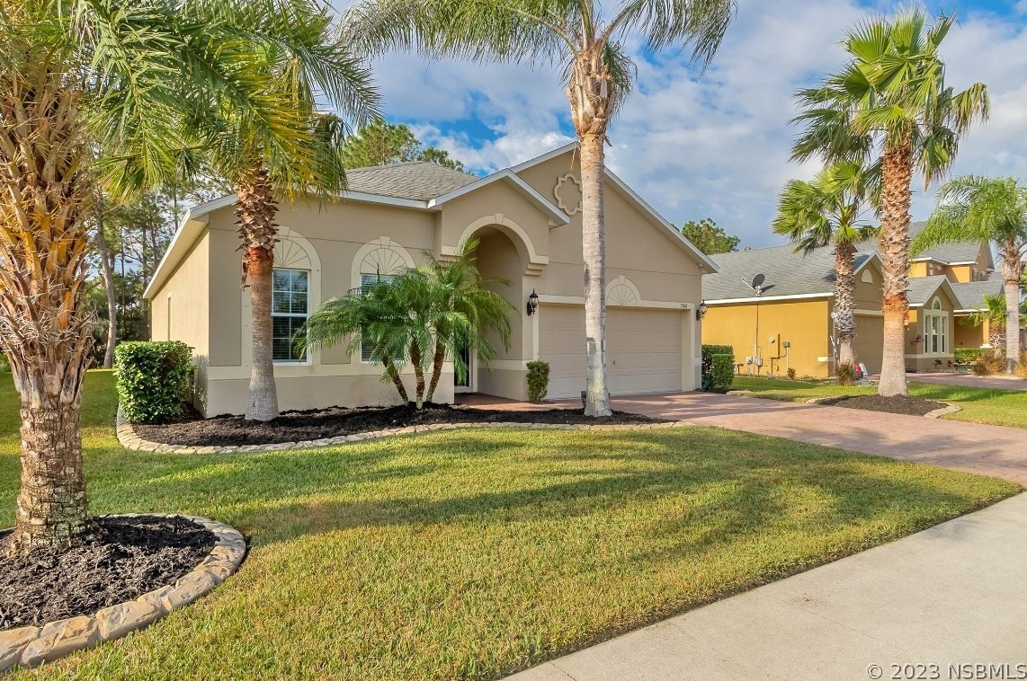 3960 Sunset Cove Dr, Daytona Beach, FL 32129
