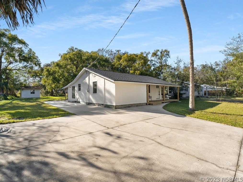 110 Linda Rd, New Smyrna FL  32168-1712 exterior