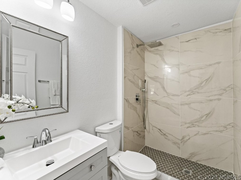 110 Linda Rd, New Smyrna FL  32168-1712 exterior