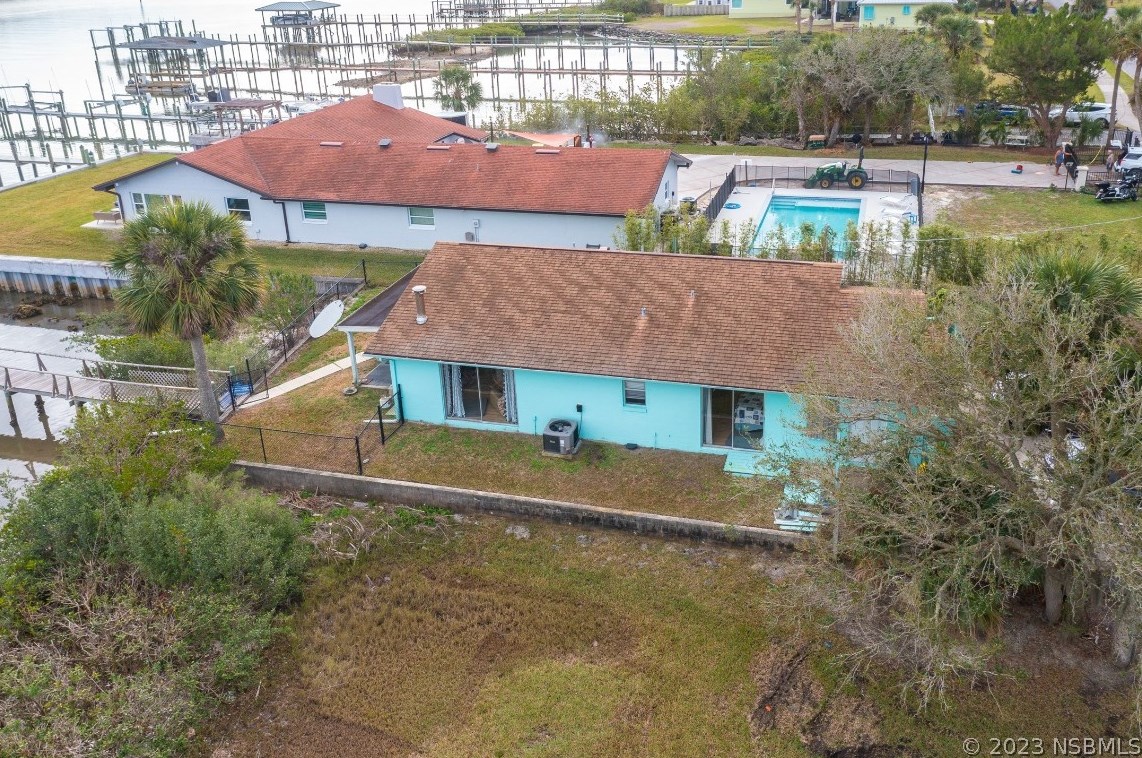 1307 S Riverside Dr, Edgewater, FL 32132