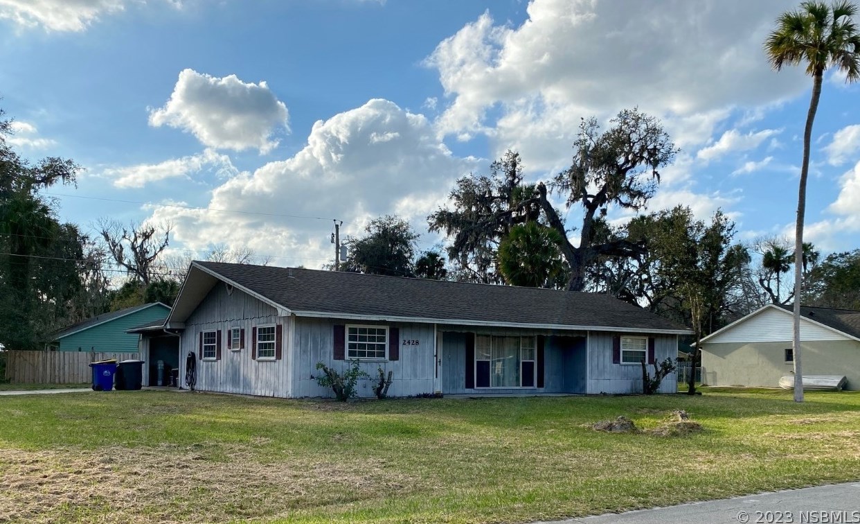 2428 Kumquat Dr, Edgewater, FL 32141