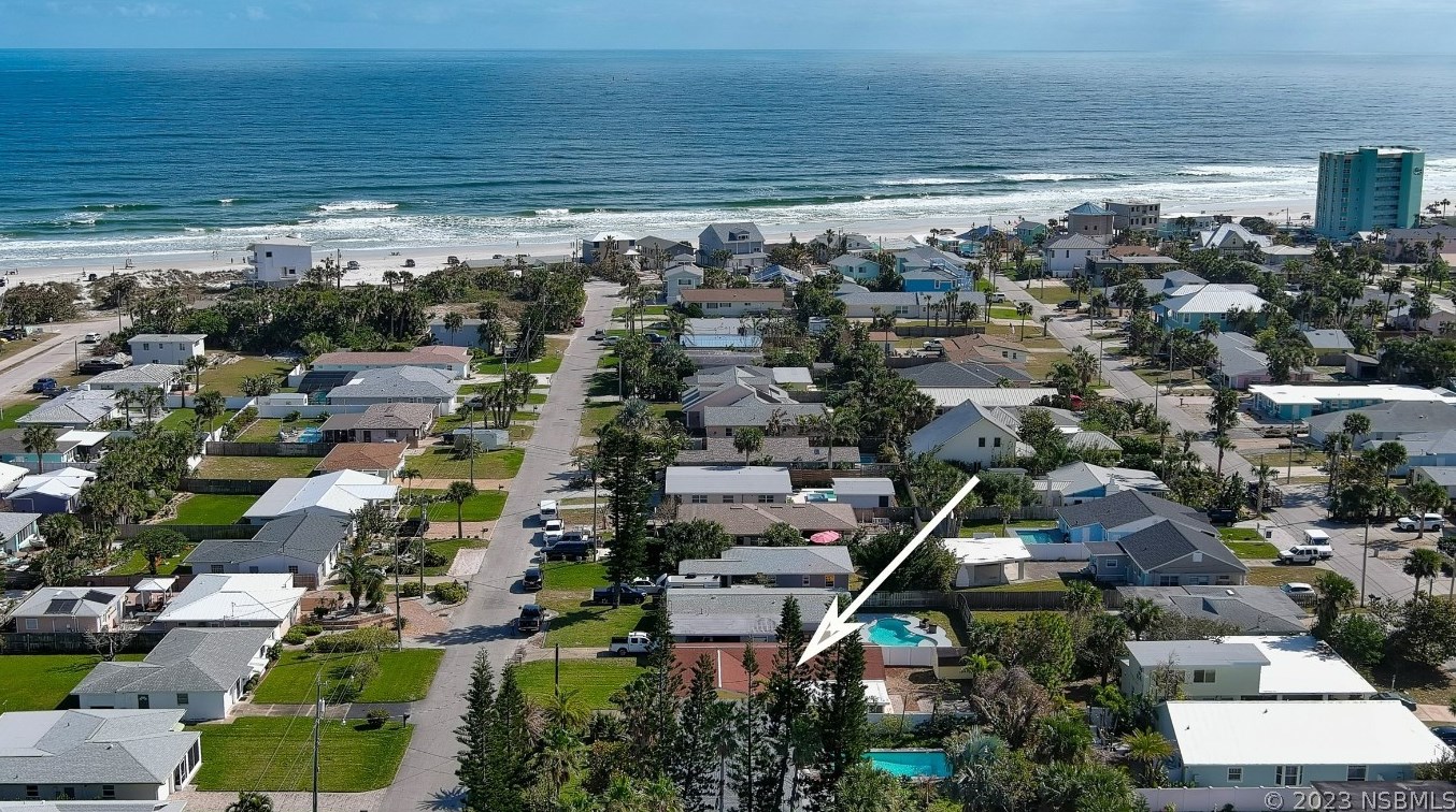 209 Robinson Rd, New Smyrna, FL 32169-2323