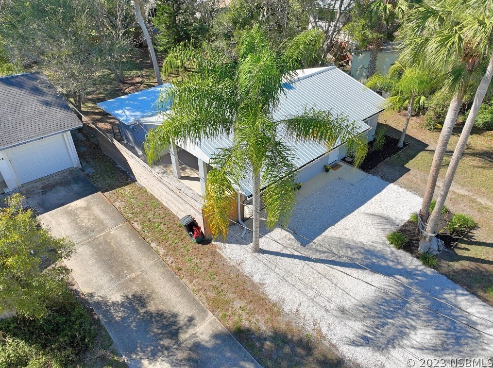 104 Hester Ave, New Smyrna FL  32168-6016 exterior