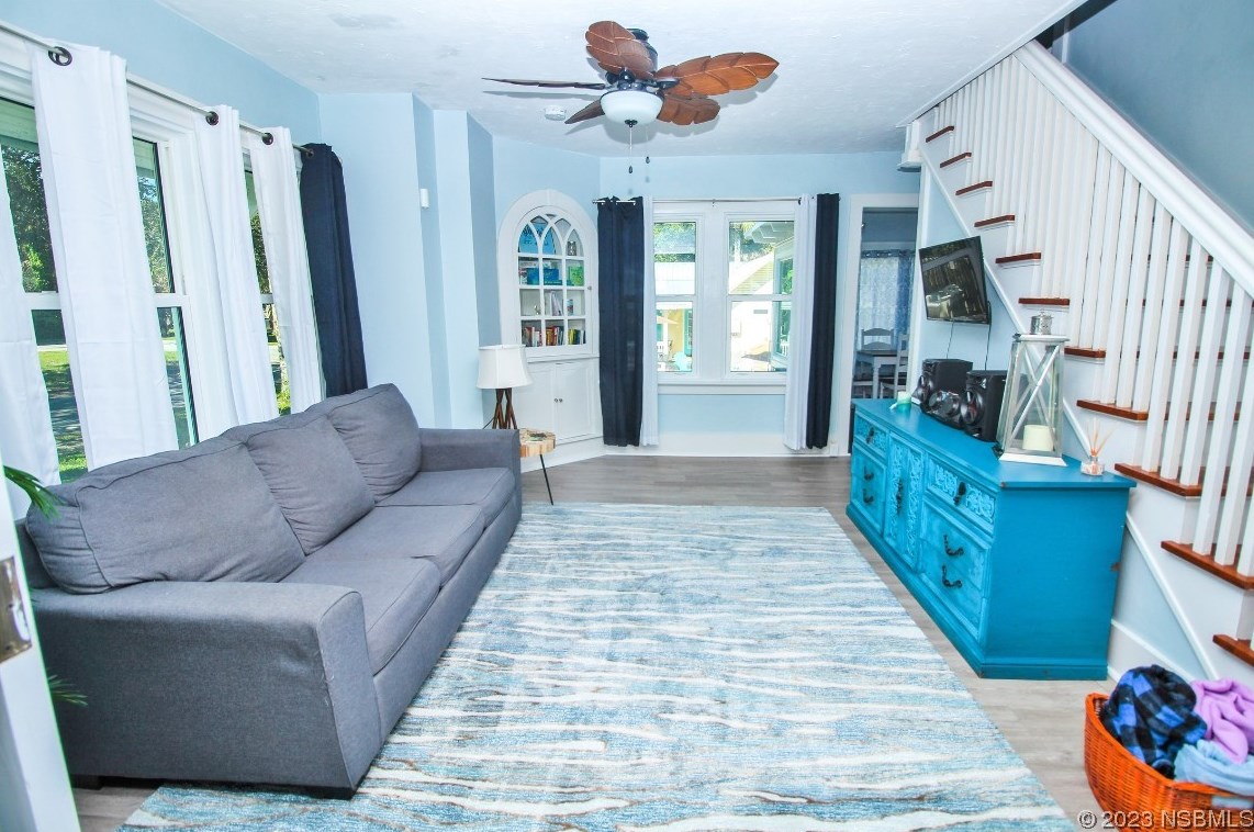 110 Peninsula Ave, New Smyrna FL 32169-2228 exterior