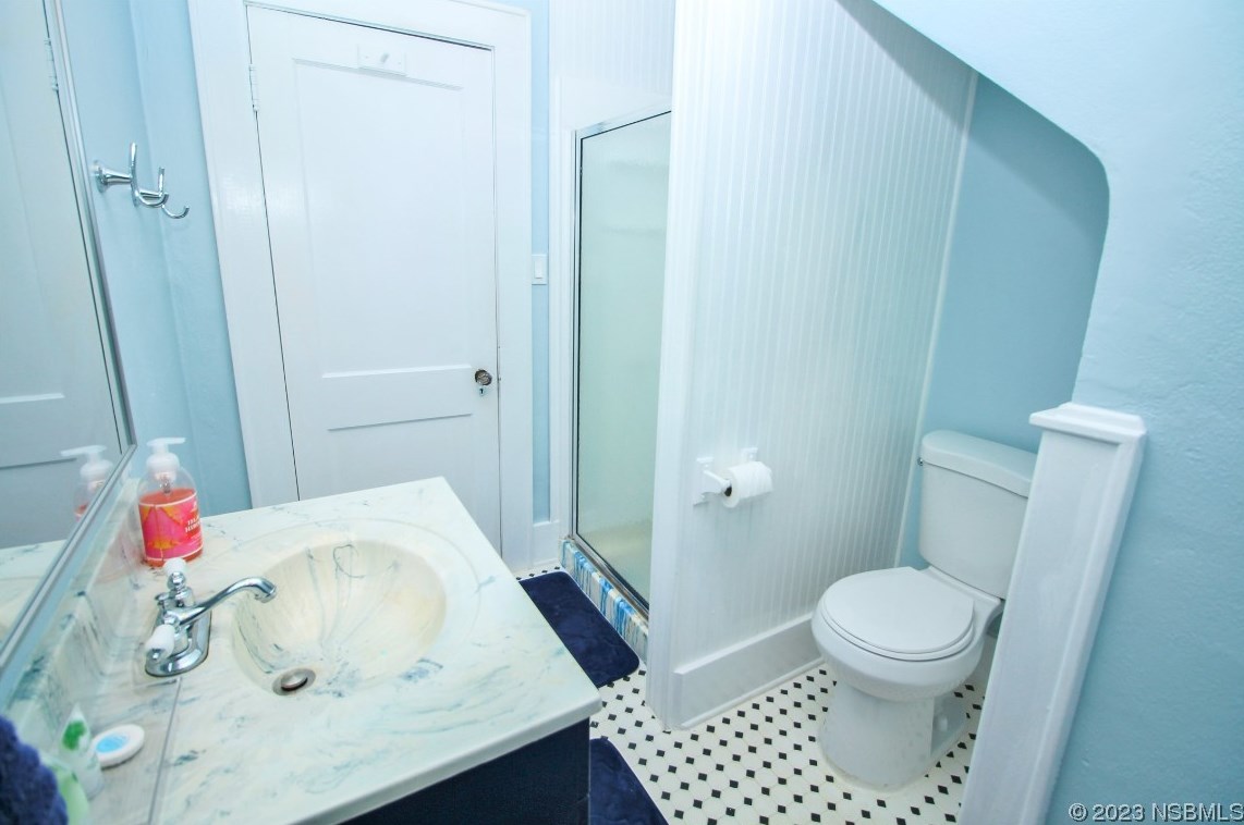 110 Peninsula Ave, New Smyrna FL 32169-2228 exterior