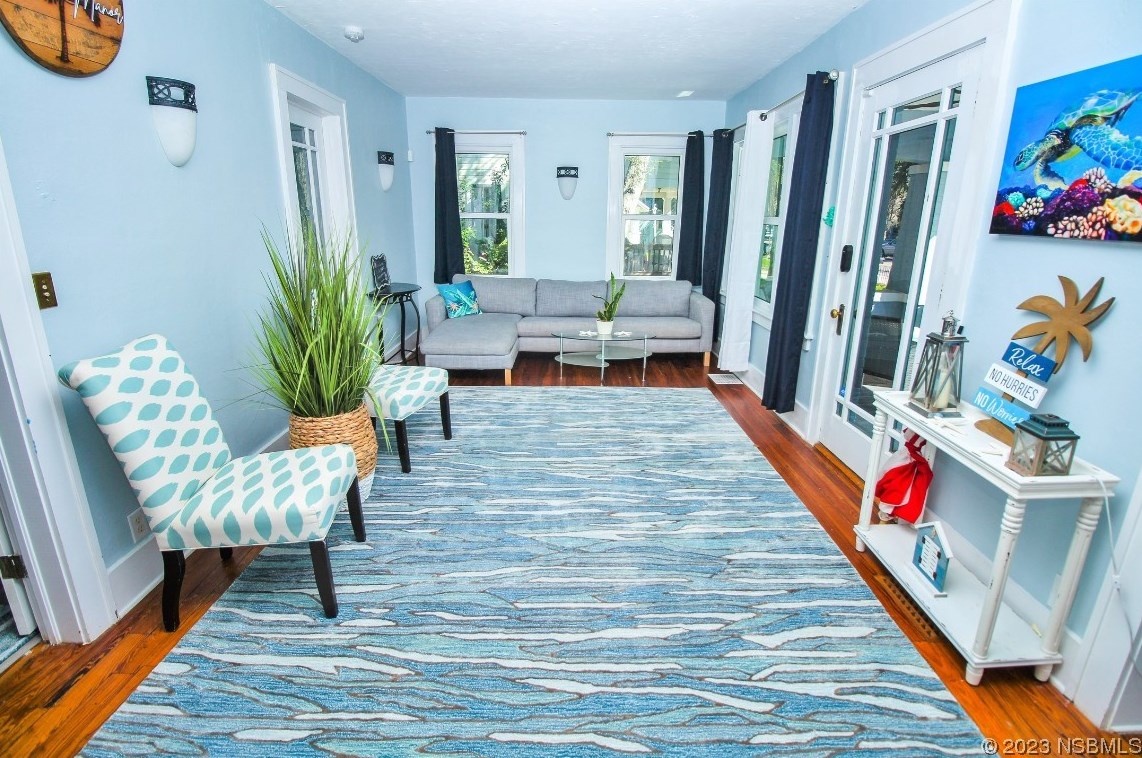 110 Peninsula Ave, New Smyrna FL 32169-2228 exterior