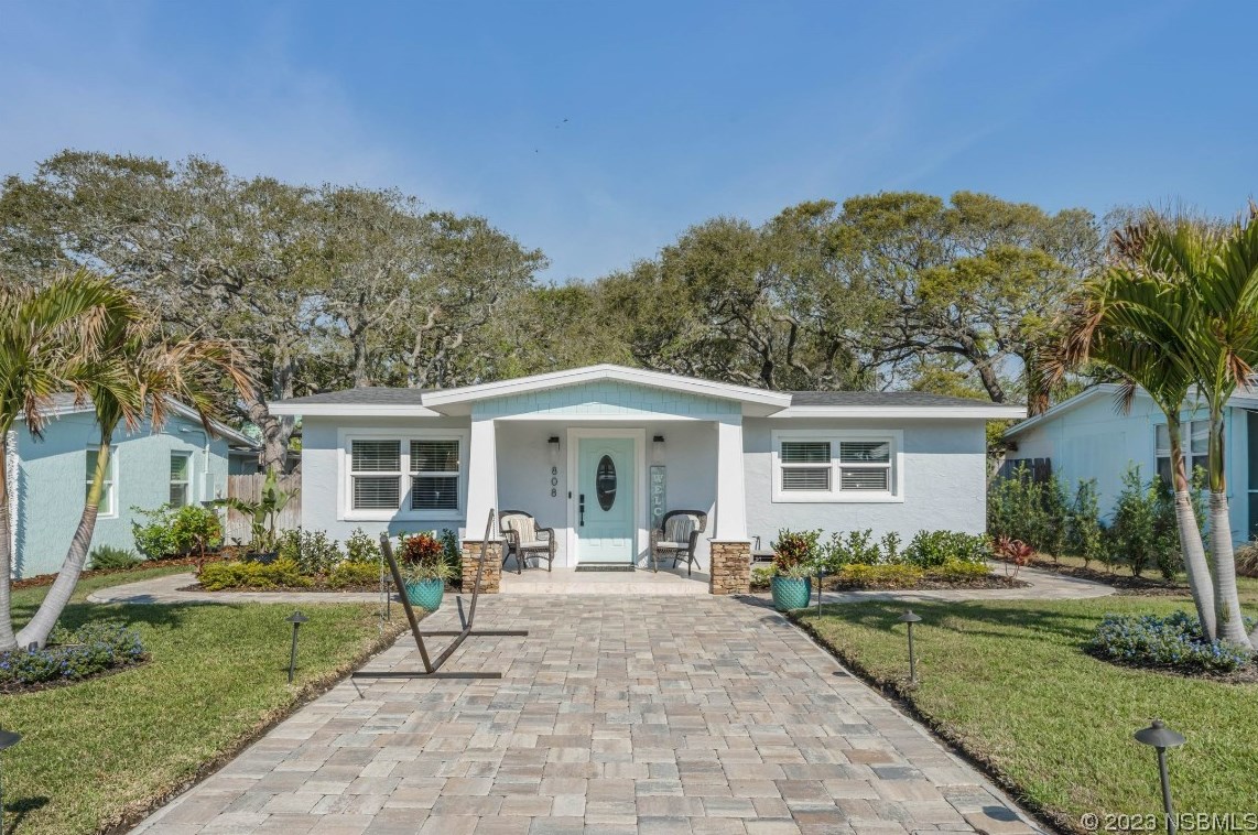 808 24th Ave, New Smyrna, FL 32169-3608