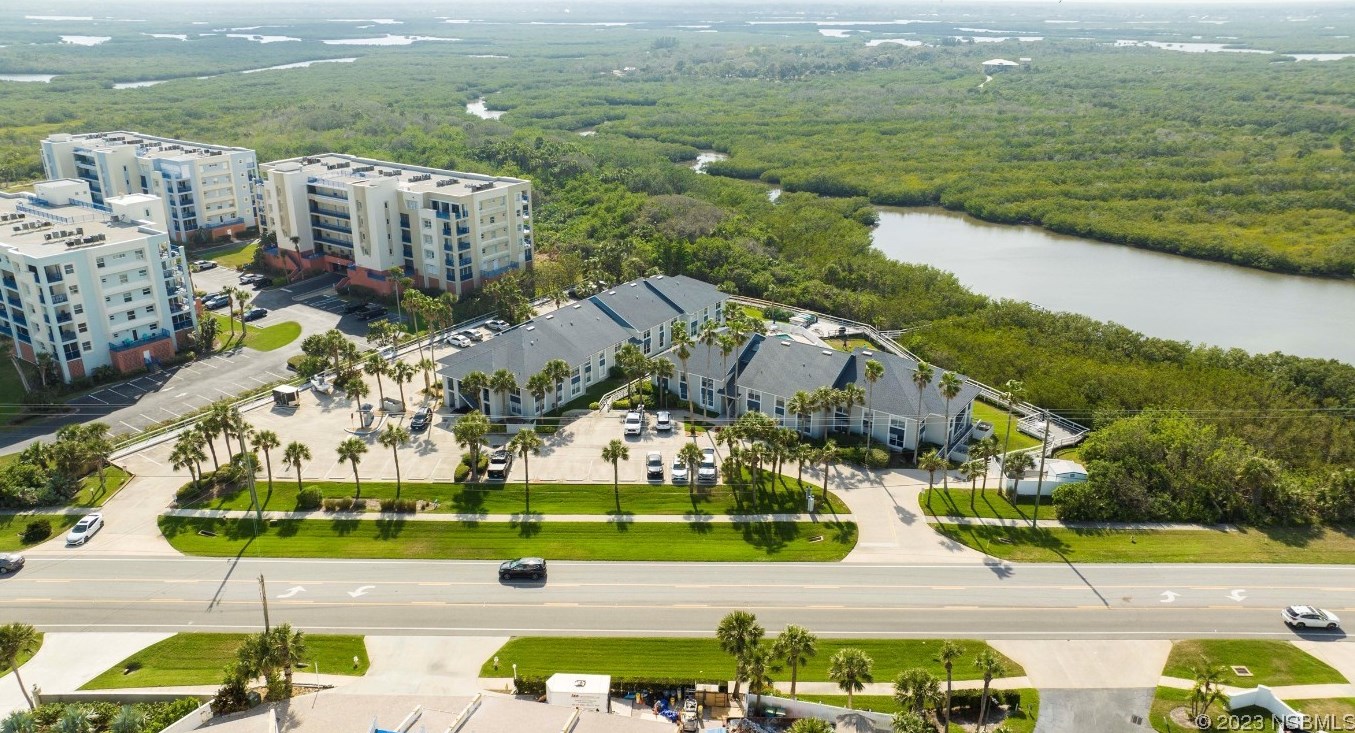 4860 S Atlantic Ave #202, New Smyrna, FL 32169