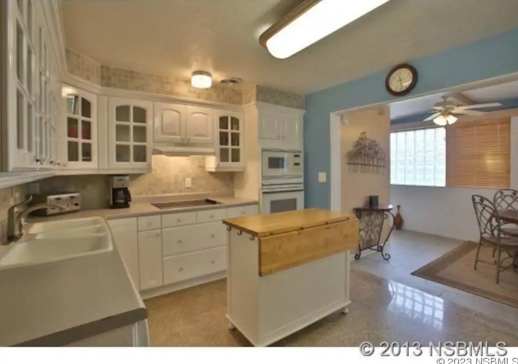923 2nd Ave, New Smyrna FL  32169-3011 exterior