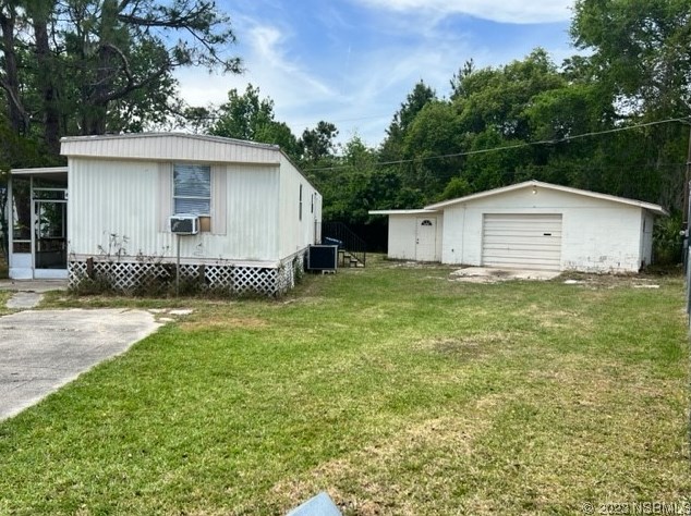 129 West Loop, Oak Hill, FL 32759