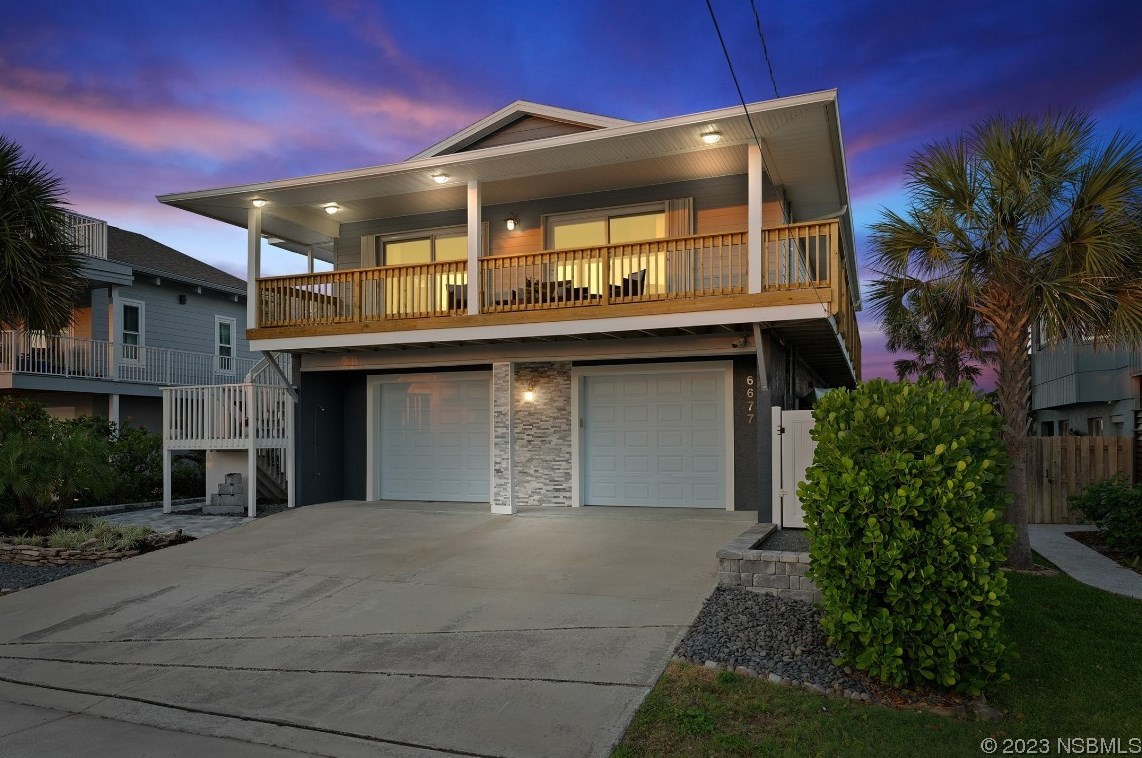 6677 Engram Rd, New Smyrna, FL 32169-4917