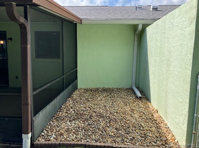 49 Pelican Dr, Edgewater FL  32141-4209 exterior