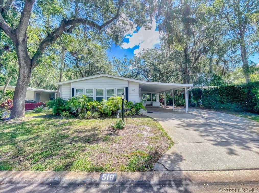 519 Starboard Ave, Edgewater, FL 32141