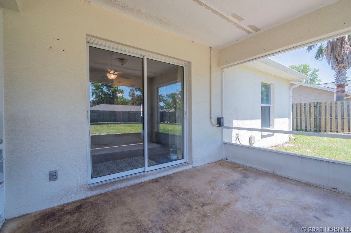 2716 Juniper Dr, Edgewater FL  32141-5412 exterior