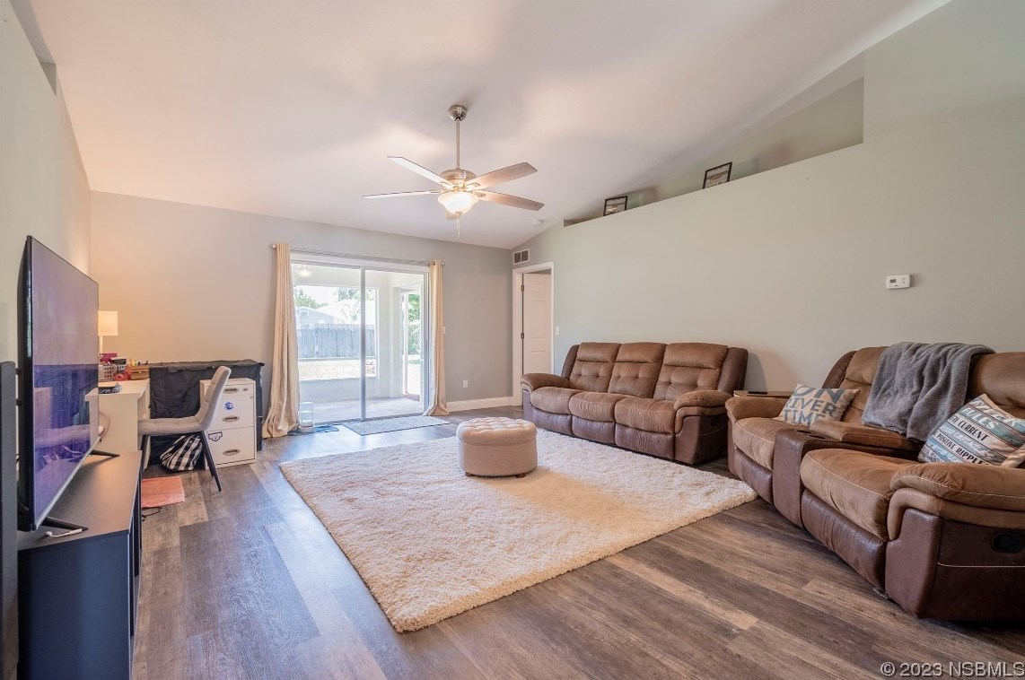 2716 Juniper Dr, Edgewater FL  32141-5412 exterior