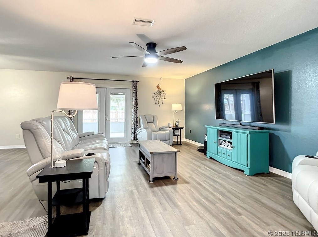 2329 Victory Palm Dr, Edgewater FL  32141-4411 exterior