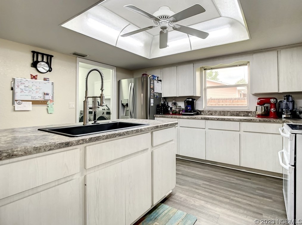 2329 Victory Palm Dr, Edgewater FL  32141-4411 exterior
