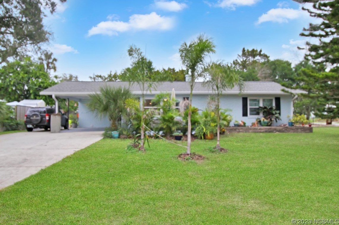 111 Monson Dr, Edgewater FL  32132-1613 exterior