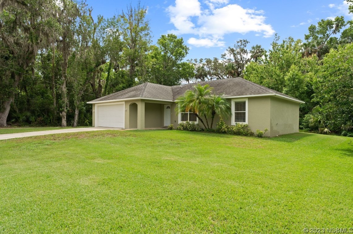 2206 Magnolia Dr, New Smyrna, FL 32168