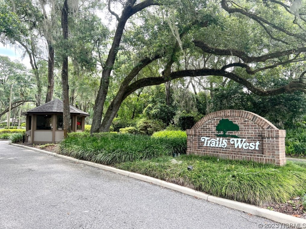 332 Crooked Tree Trail, Deland, FL 32724