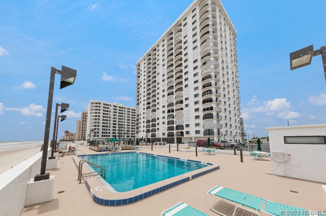 3003 S Atlantic Ave #17b4, Daytona Beach, FL 32118