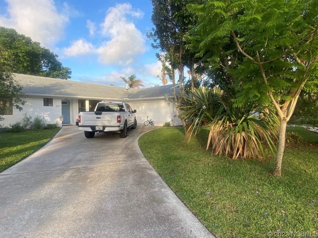 207 Francis Dr, Edgewater, FL 32132