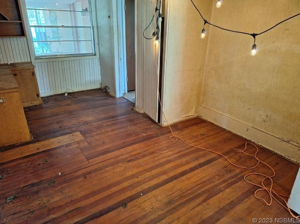 1204 Palmetto St, New Smyrna FL 32168-7608 exterior