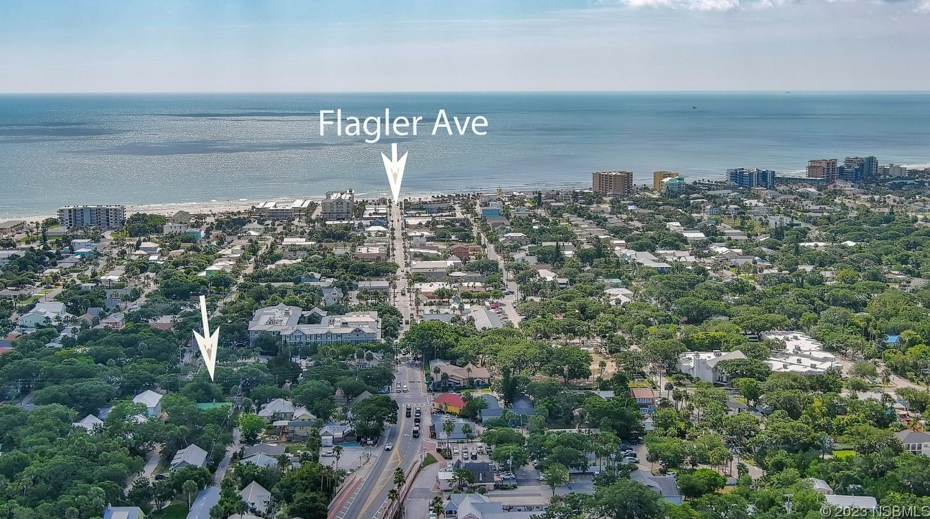 109 Peninsula Ave, New Smyrna, FL 32169-2541