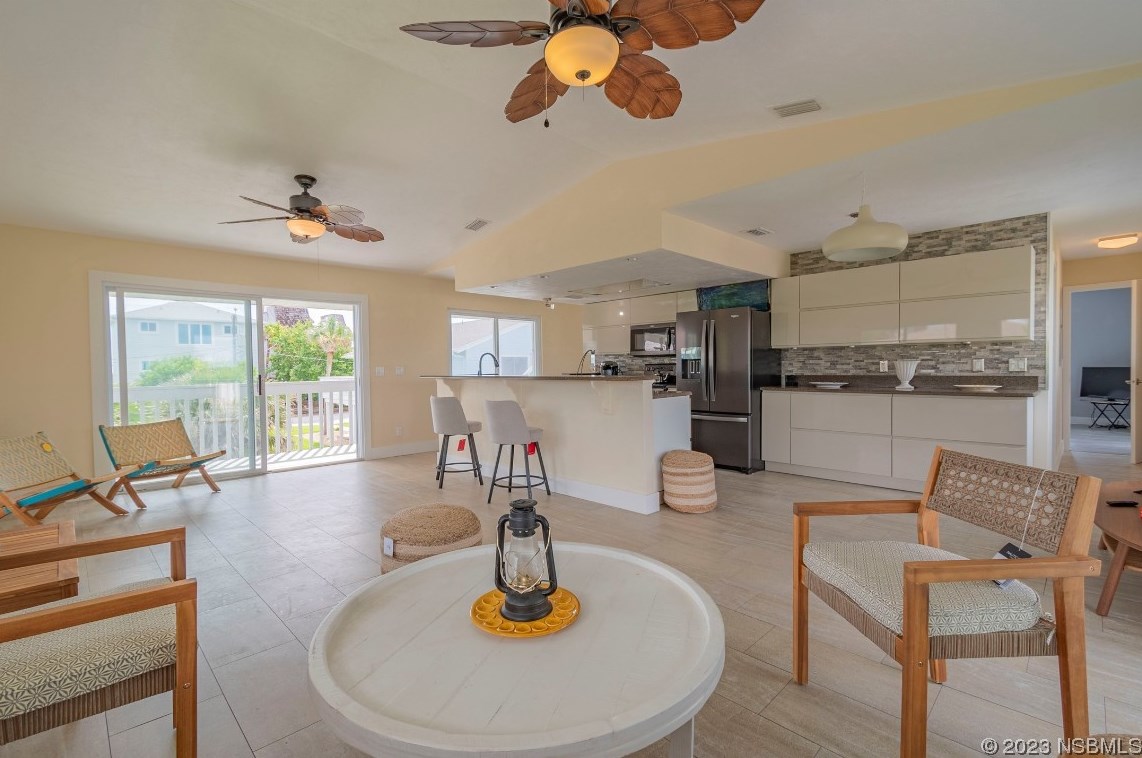 6921 Turtlemound Rd, New Smyrna FL  32169-5026 exterior