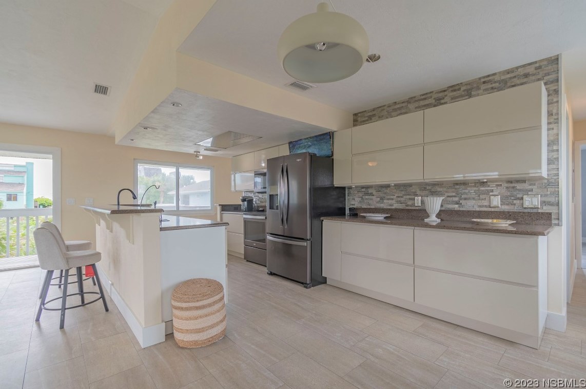 6921 Turtlemound Rd, New Smyrna FL  32169-5026 exterior