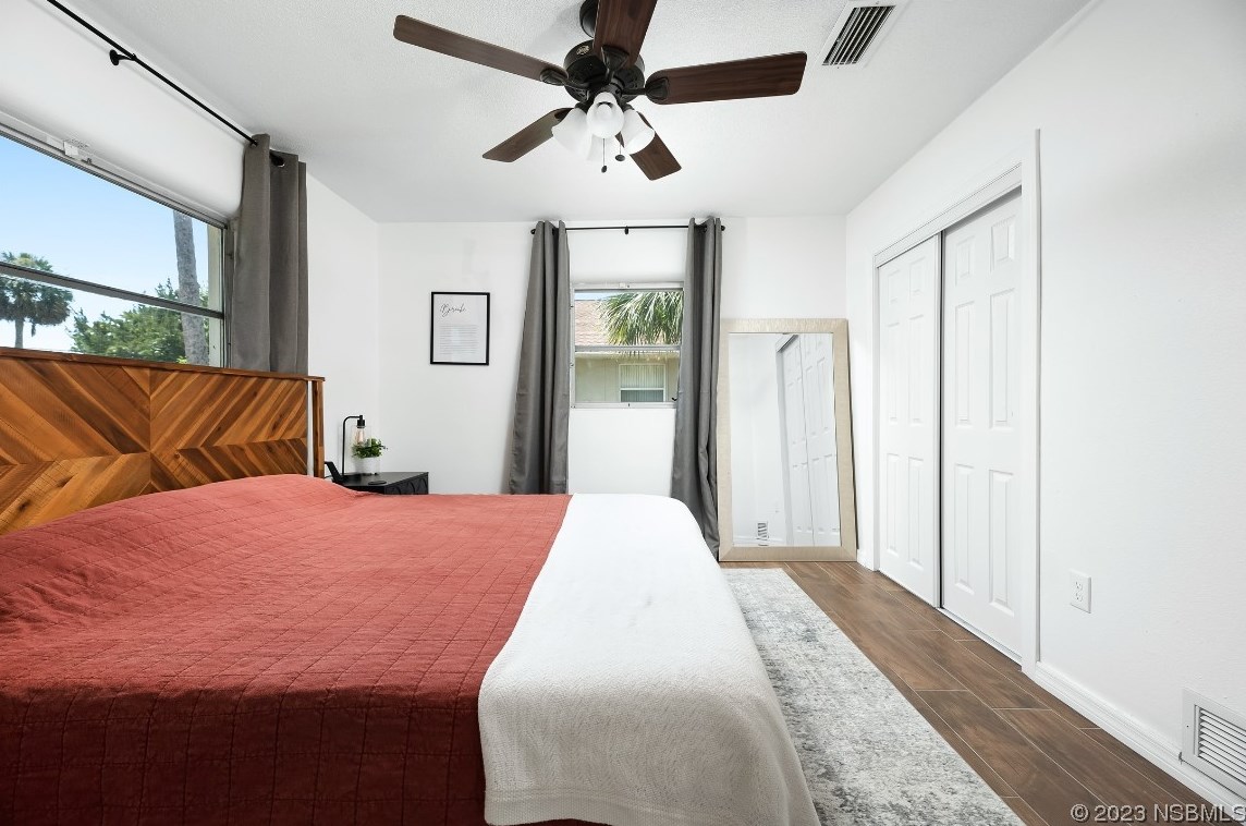 2549 Clarendon Ave, New Smyrna FL  32168-5811 exterior