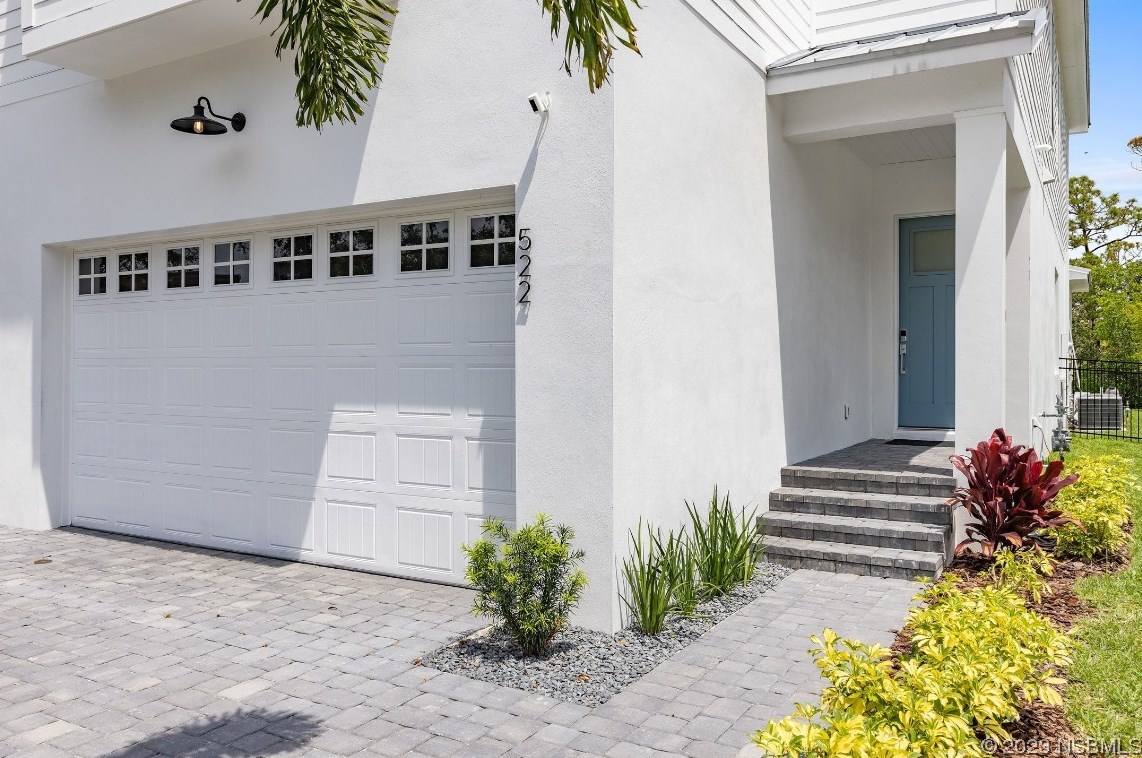522 S Peninsula Ave, New Smyrna, FL 32169