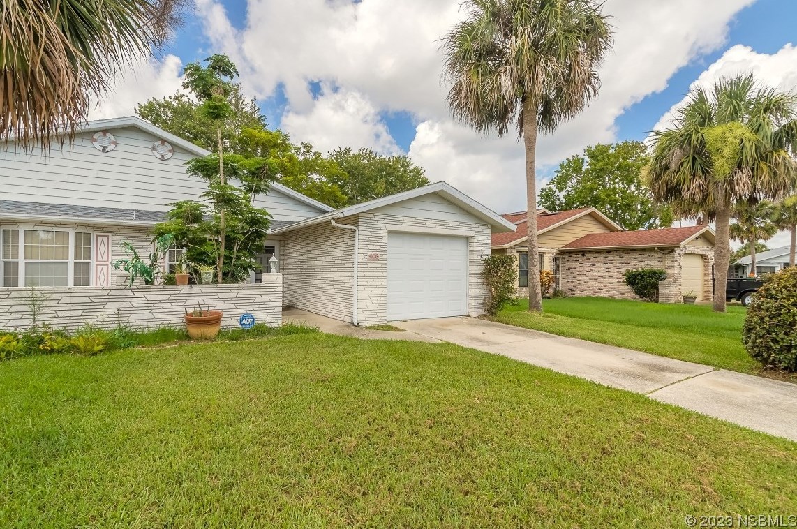 408 Shangri La Cir, Edgewater, FL 32132-2226