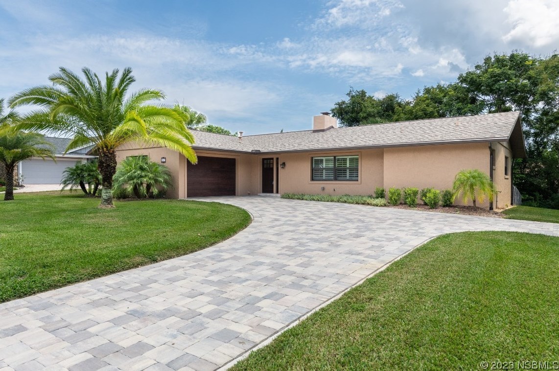 357 Sweet Bay Ave, New Smyrna FL  32168-7971 exterior