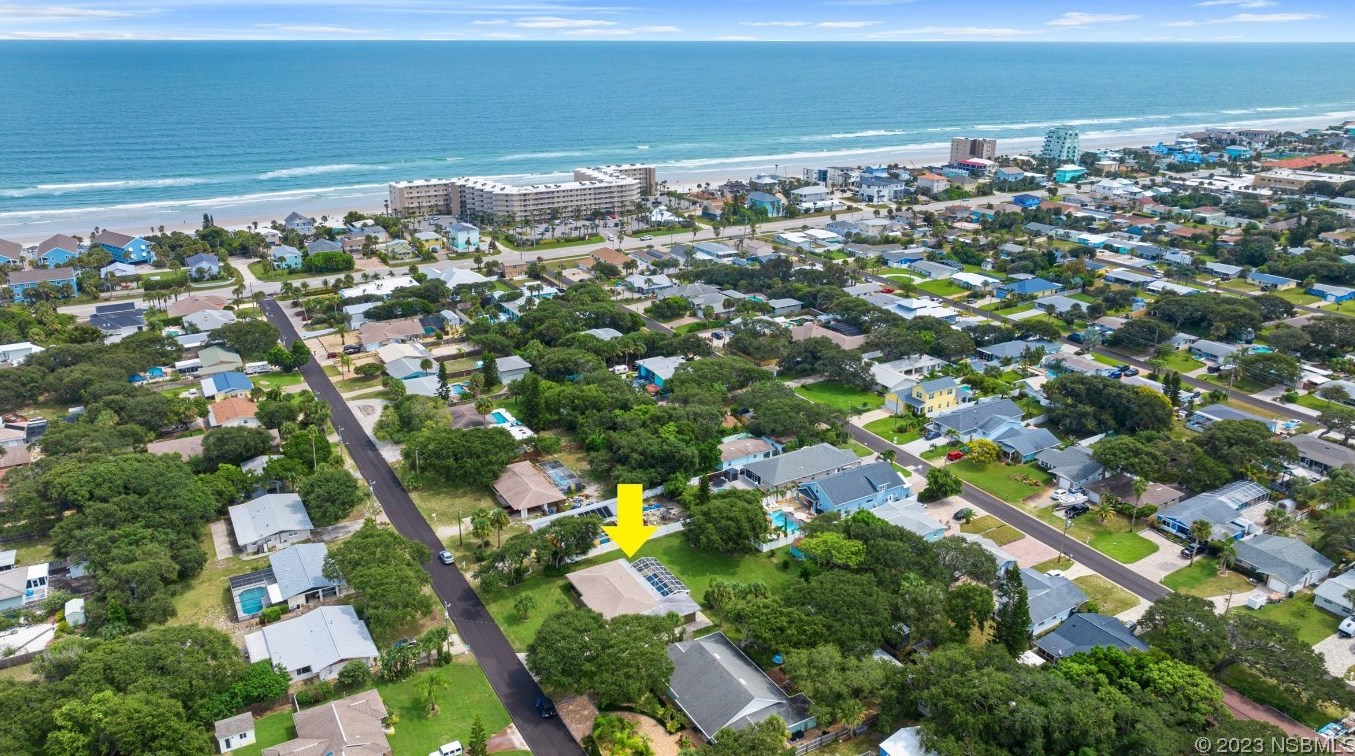 813 E 13th Ave, New Smyrna, FL 32169