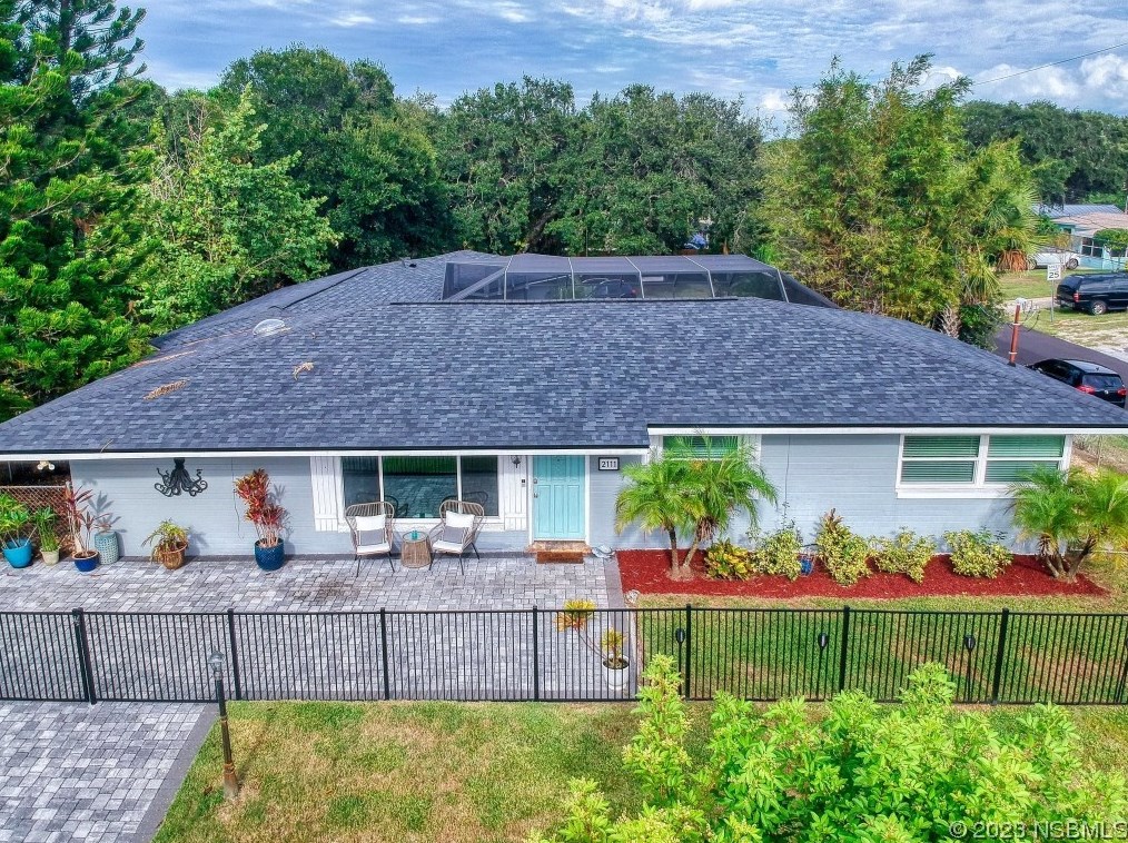 2111 Saxon Dr, New Smyrna, FL 32169-3330
