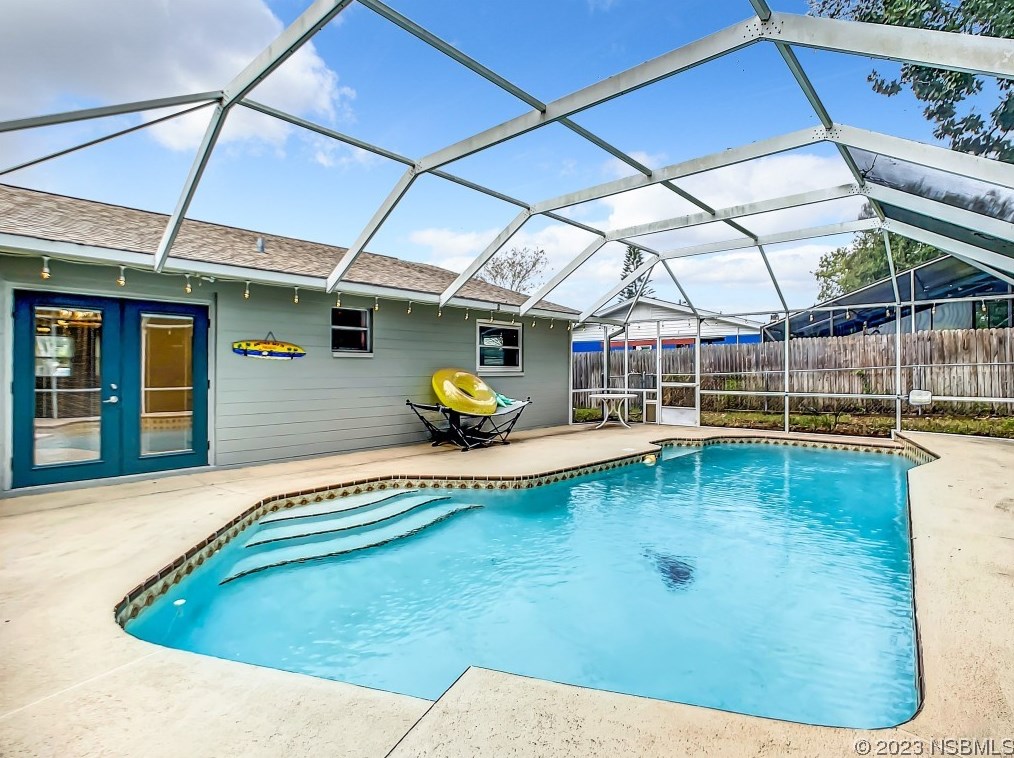 865 Ridgewood Ave, Ormond Beach FL  32174-4630 exterior