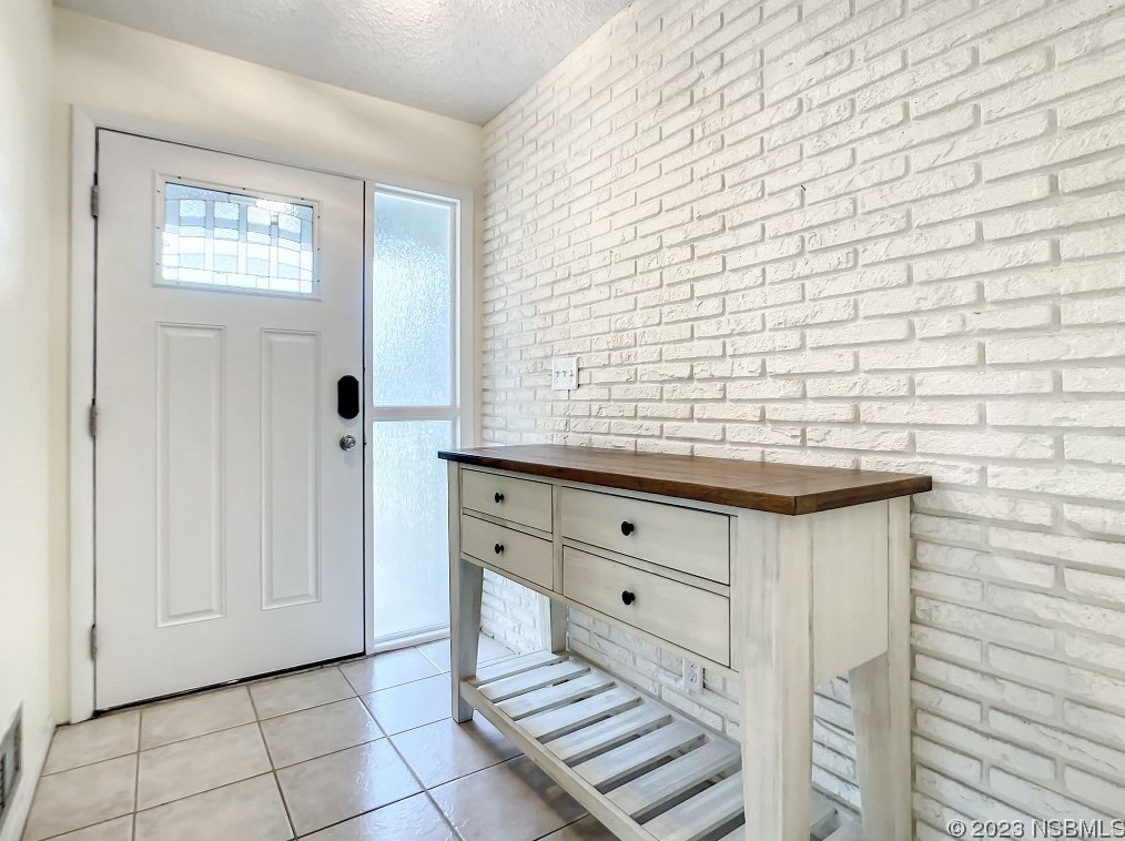 865 Ridgewood Ave, Ormond Beach FL  32174-5646 exterior