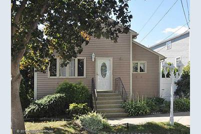 126 Edgeworth Avenue - Photo 1