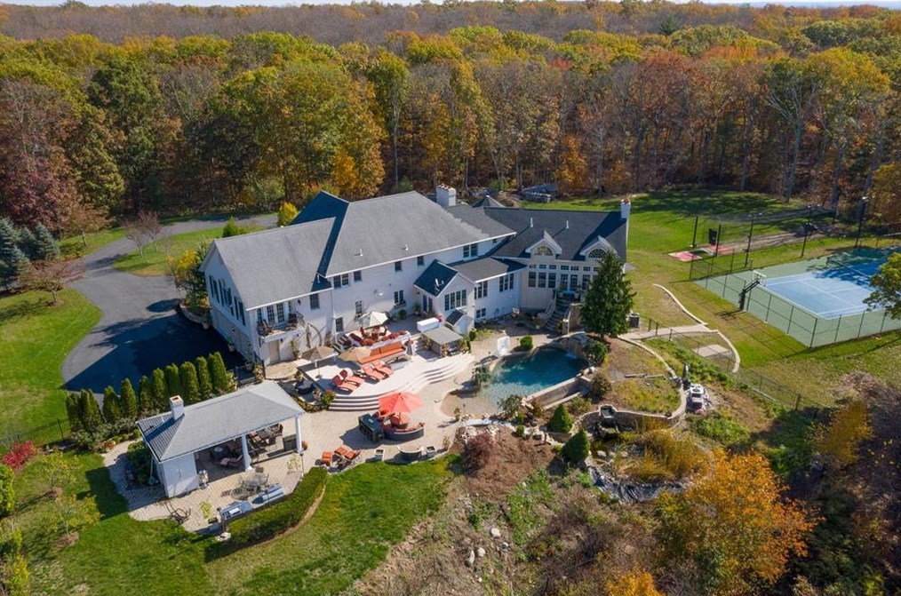 23 Overlook Trl, Scituate, RI 02825-1106