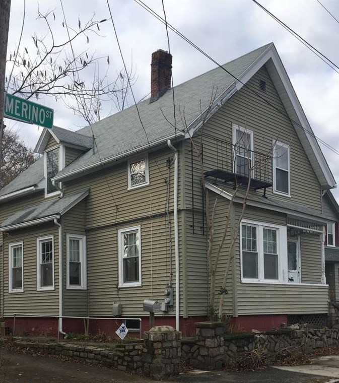 44 Merino St, Providence RI  02919-4418 exterior