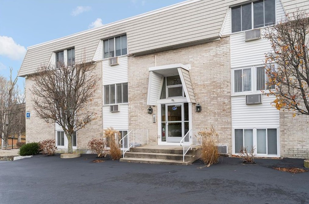 4430 Post Rd #65e, Warwick, RI 02818