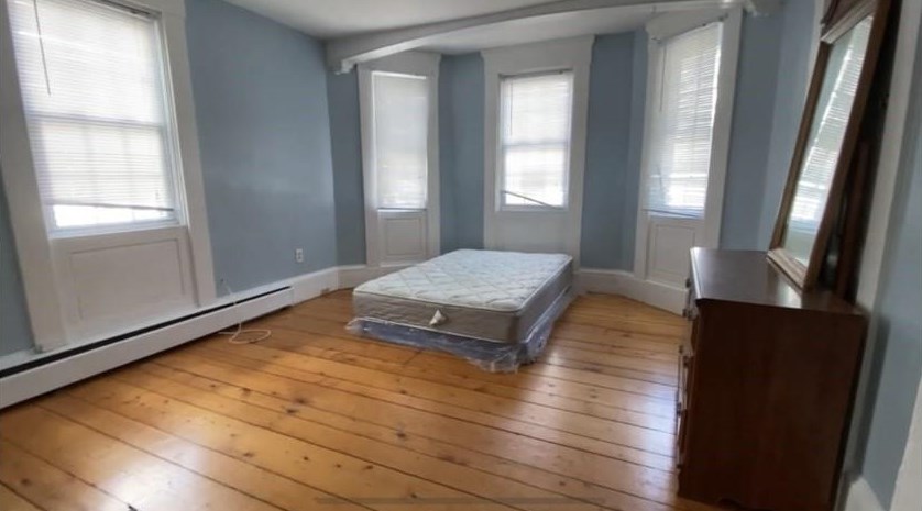 37 Ann St #1, Middletown, RI 02840