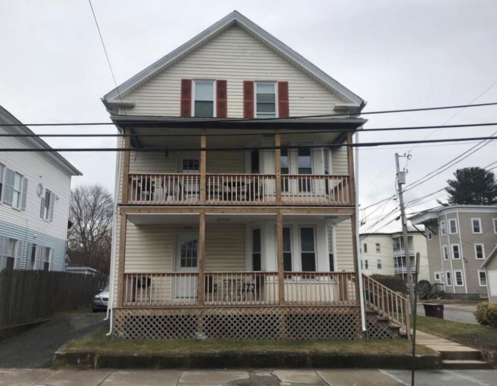 432 Fairmount St, Woonsocket, RI 02895