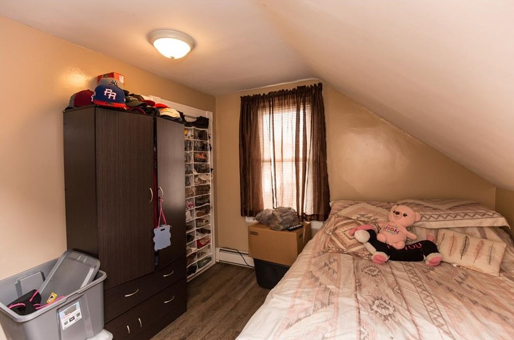 43 East St, West Warwick RI  02893-5938 exterior